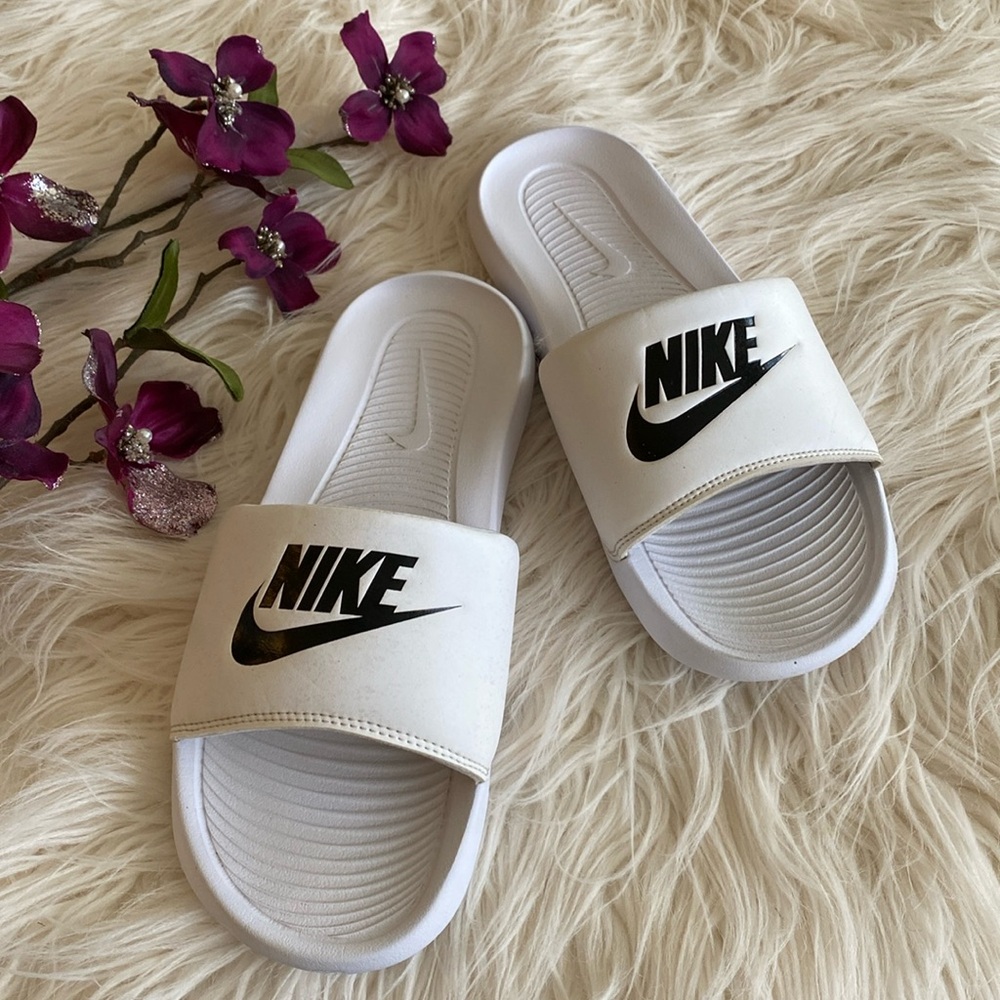 NIKE summer slippers